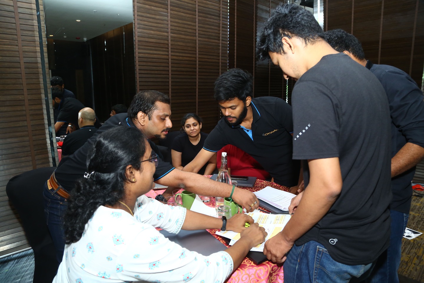 indoor scavenger hunt